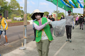 龍崎區公所同仁淨山中