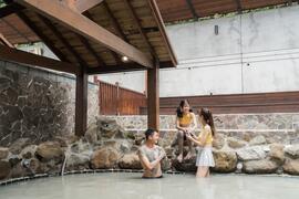 儷景溫泉會館大眾池