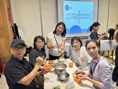 香港旅遊業者透過旗魚丸DIY，深度認識大鵬灣在地人文與好滋味