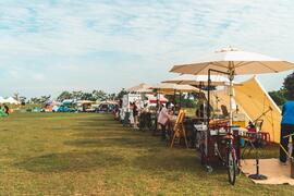 There are many different food vendors on Siraya Picnic Day.