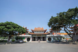The legend of Chishan Longhu Temple was built by Chen Yonghua General in the Ming Dynasty