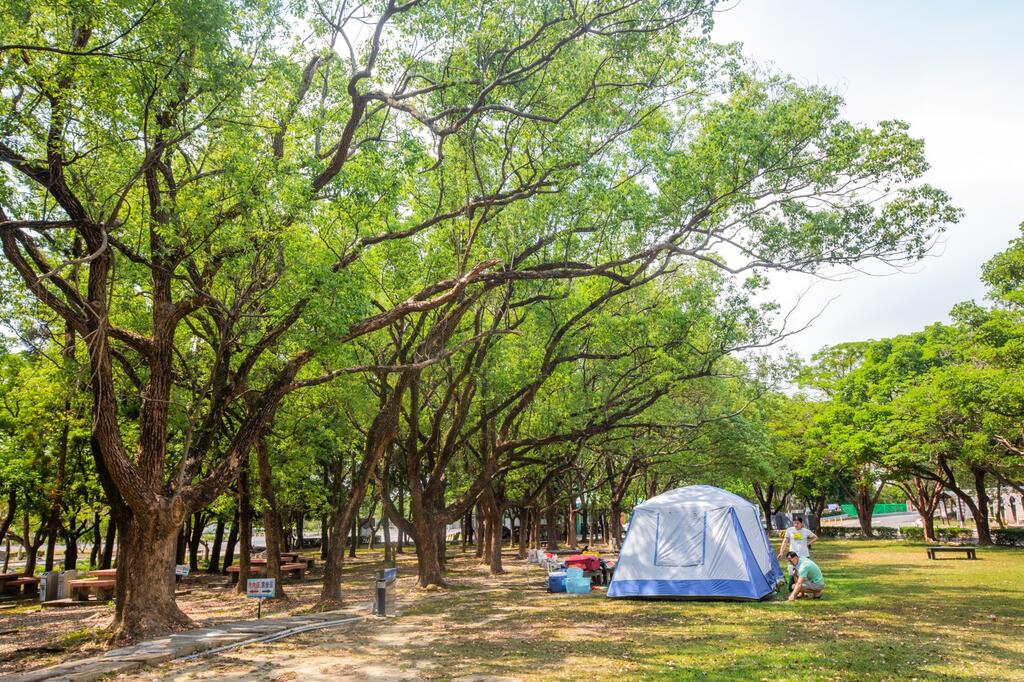 Wushantou Reservoir has a  Camping area