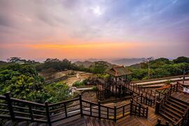 Guanziling- Sunset of Biyun Temple