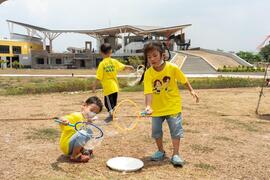 The children had a great time playing with bubbles