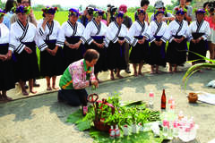 The annual xiaohai festival in Kabuasua