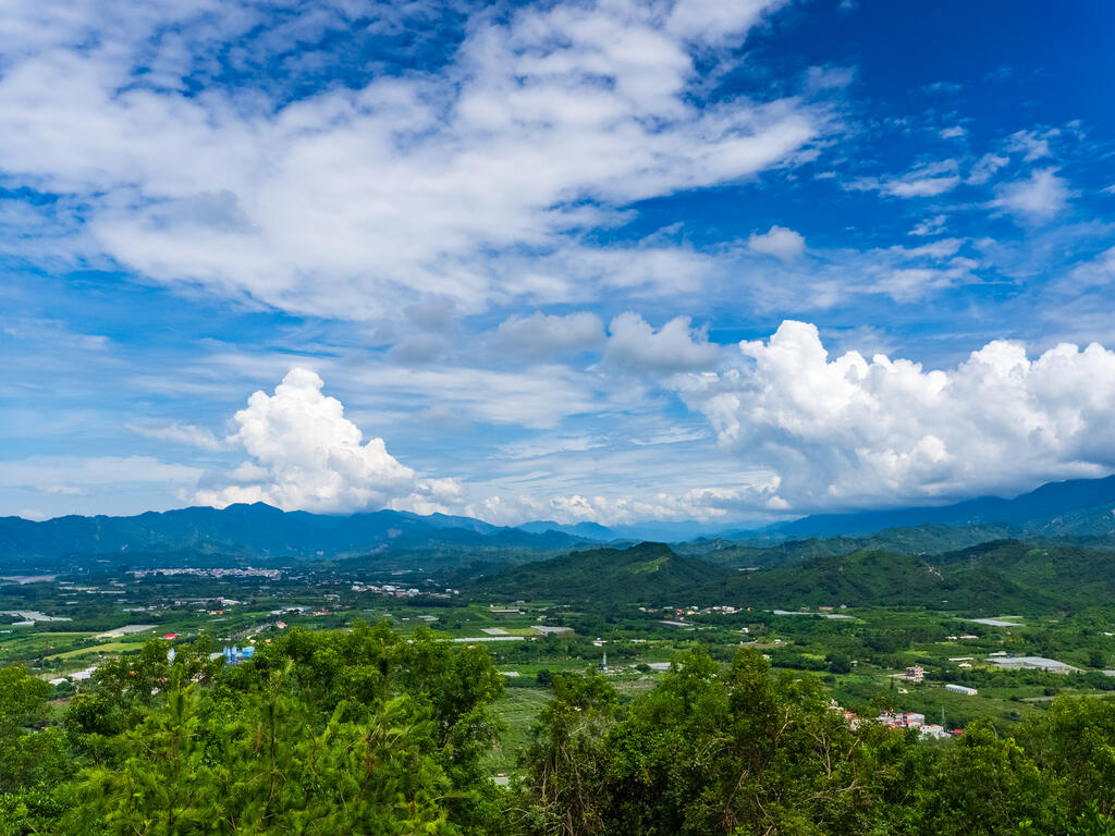虎頭山上的景觀餐廳視野非常好