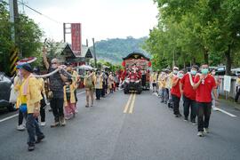 関仔嶺之恋PK戦 レトロな那卡西（ながし）弾き語り 山車巡行で無料温泉