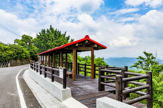 Longchuanwo Sunrise Viewing Platform