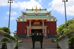 噶瑪噶居寺為台灣最大的藏傳佛教寺廟