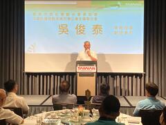中華民國旅館商業同業公會全國聯合會副理事長吳俊泰分享應從遊客角度思考讓南台灣成為旅客首選