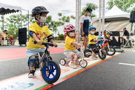 兒童滑步車比賽
