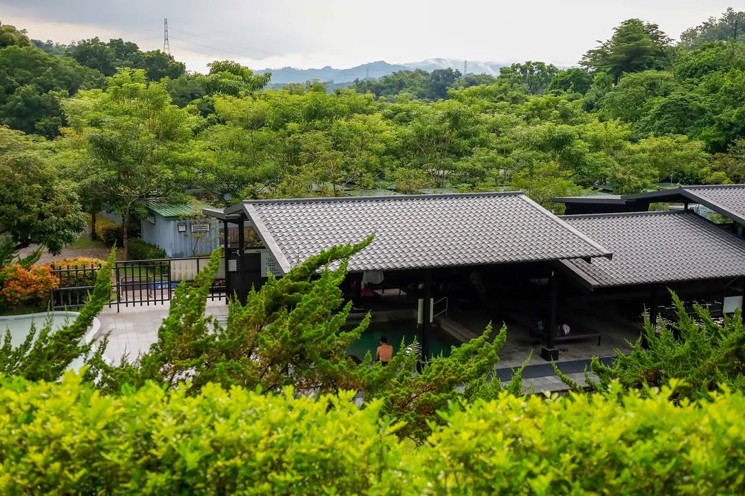 (｡◕∀◕｡) 秋意漸濃，最適合來場療癒身心的放空之旅了！