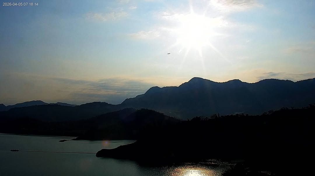 清明時節雨紛紛，天降甘霖補幾分